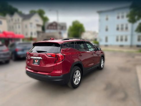 Used 2019 GMC Terrain SLE w/ Driver Convenience Package FWD image 6