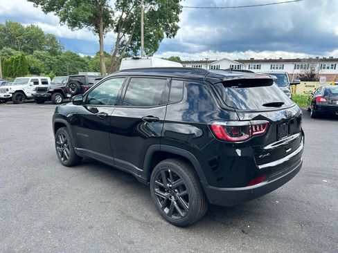 New 2026 Jeep Compass Limited w/ Sun, Sound & Navigation Group AWD/4WD image 8