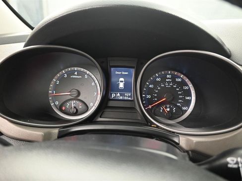 Used 2014 Hyundai Santa Fe Sport w/ Popular Equipment Package 02 AWD/4WD image 13