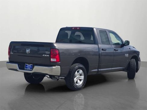 Used 2024 RAM 1500 Classic SLT image 6