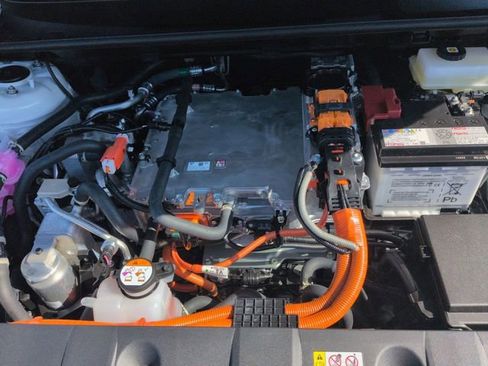 New 2026 Toyota C-HR w/ Cold Weather Package AWD/4WD image 32