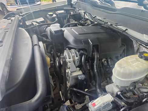 Used 2017 Chevrolet Silverado 3500 W/T RWD image 29