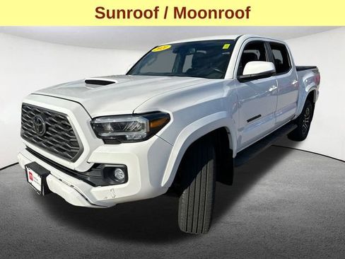 Used 2021 Toyota Tacoma TRD Sport image 5