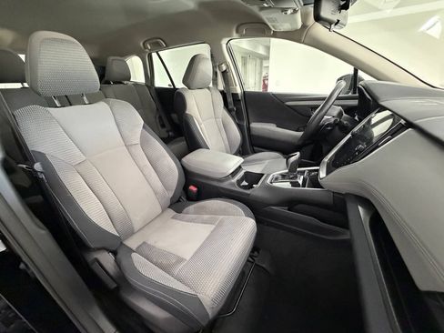 Used 2023 Subaru Outback Premium AWD/4WD image 27