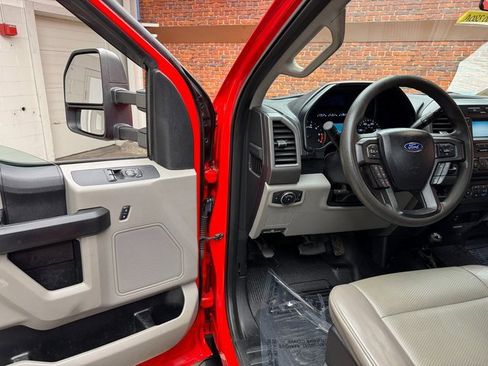 Used 2018 Ford F350 XL w/ Power Equipment Group image 9