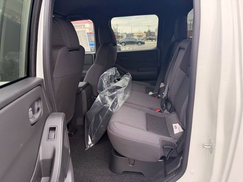 New 2026 Nissan Frontier SV image 7