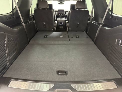 Used 2021 GMC Yukon XL AT4 w/ Rear Media and Nav Package AWD/4WD image 89