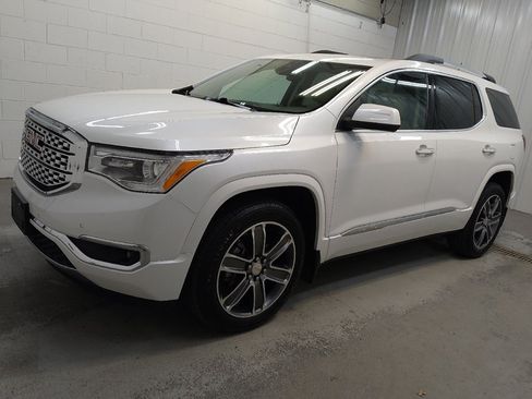 Used 2019 GMC Acadia Denali AWD/4WD image 2