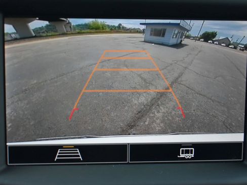 Used 2023 Chevrolet Silverado 1500 Custom AWD/4WD image 25