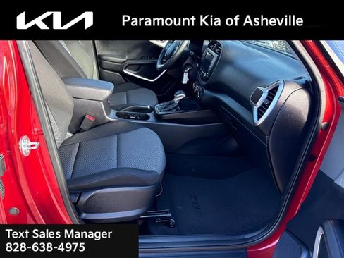 Used 2024 Kia Soul LX w/ Option Group 015 image 16