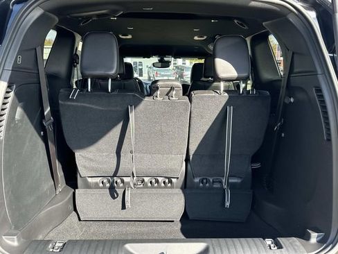 New 2026 Chrysler Pacifica Select FWD image 14