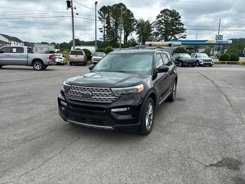 Used 2023 Ford Explorer Limited w/ Equipment Group 301A AWD/4WD image 63