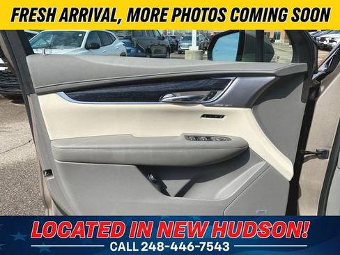 Used 2022 Cadillac XT6 Premium Luxury w/ Technology Package image 23