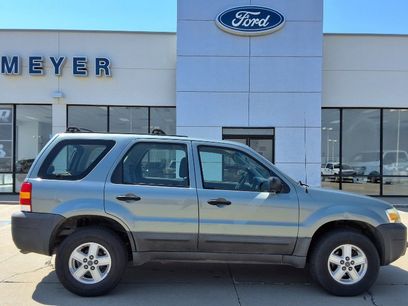 Used 2005 Ford Escape XLS