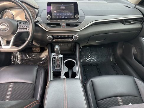 Used 2024 Nissan Altima 2.5 SR FWD image 22