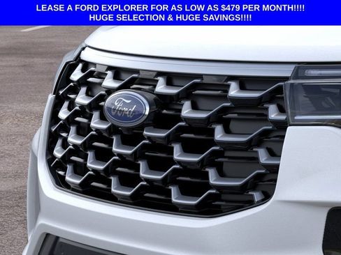 New 2026 Ford Explorer Platinum w/ LUX Leather Package AWD/4WD image 17