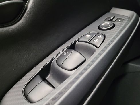 Used 2025 Nissan Sentra S FWD image 27