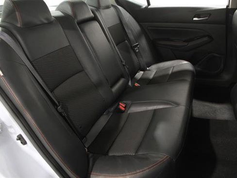 Used 2024 Nissan Altima 2.5 SR FWD image 16