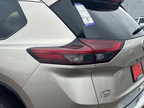 New 2026 Nissan Rogue Platinum w/ Platinum Premium Package image 12