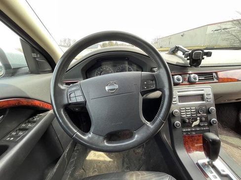 Used 2008 Volvo XC70 3.2 image 33