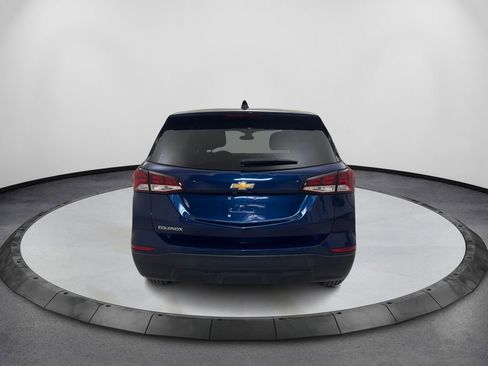 Used 2022 Chevrolet Equinox LS image 6