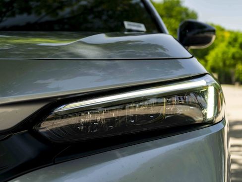 Used 2024 Honda Civic Sport image 11