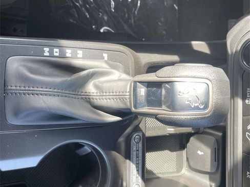 New 2025 Ford Bronco 4-Door image 30