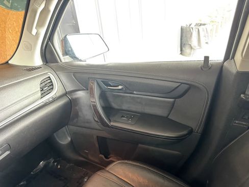 Used 2017 Chevrolet Traverse Premier w/ LPO, 'HIT The Road' Package AWD/4WD image 33
