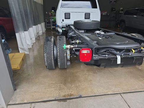 New 2026 RAM 4500 Tradesman AWD/4WD image 35