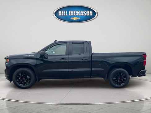 Used 2020 Chevrolet Silverado 1500 Custom w/ Custom Value Package RWD image 4