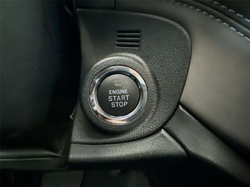 Certified 2025 Subaru Outback Onyx Edition XT image 17