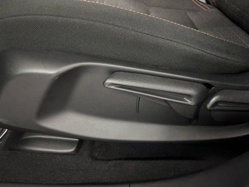 Used 2023 Honda HR-V Sport image 9