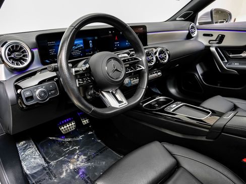 Used 2024 Mercedes-Benz CLA 45 AMG 4MATIC image 3