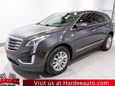 Used 2019 Cadillac XT5 FWD image 2