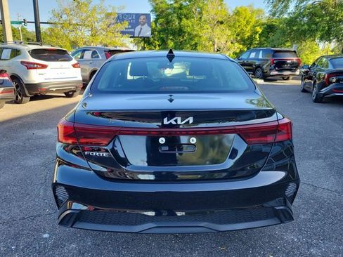 Used 2024 Kia Forte LXS FWD image 8