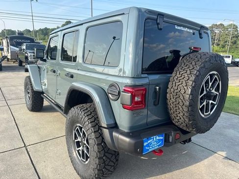 Used 2026 Jeep Wrangler Unlimited Rubicon w/ Safety Group AWD/4WD image 5
