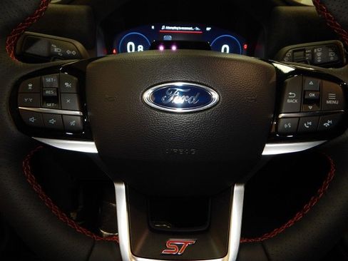 New 2025 Ford Explorer ST image 29