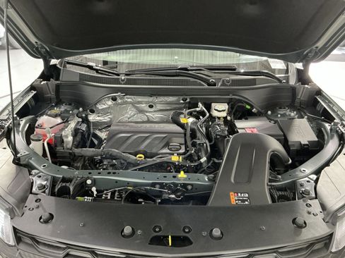 New 2026 Chevrolet Trax LT w/ Midnight Edition FWD image 26