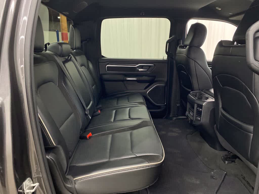 Used 2024 RAM 1500 Laramie AWD/4WD image 17