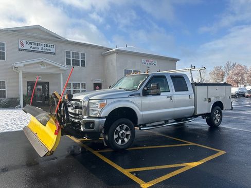 Used 2012 Ford F350 Lariat w/ FX4 Off Road Pkg image 2