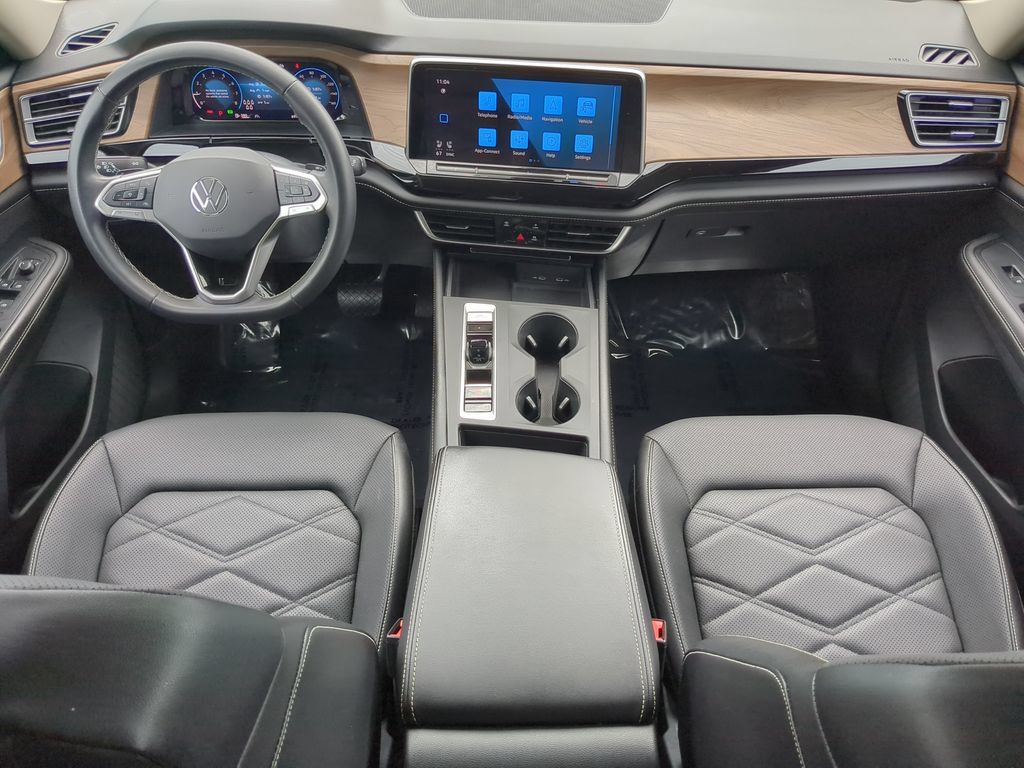 Certified 2024 Volkswagen Atlas SE FWD image 12