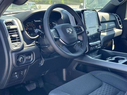 New 2026 RAM 1500 4x4 Crew Cab image 9
