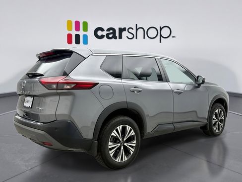 Used 2023 Nissan Rogue SV image 5