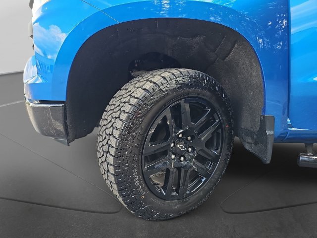Used 2022 Chevrolet Silverado 1500 Custom Trail Boss w/ LPO, Dark Essentials Package AWD/4WD image 32