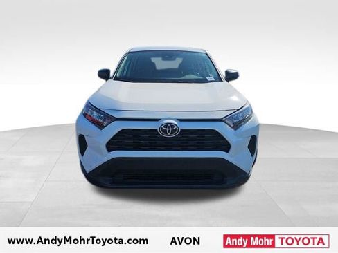 Used 2022 Toyota RAV4 LE image 3