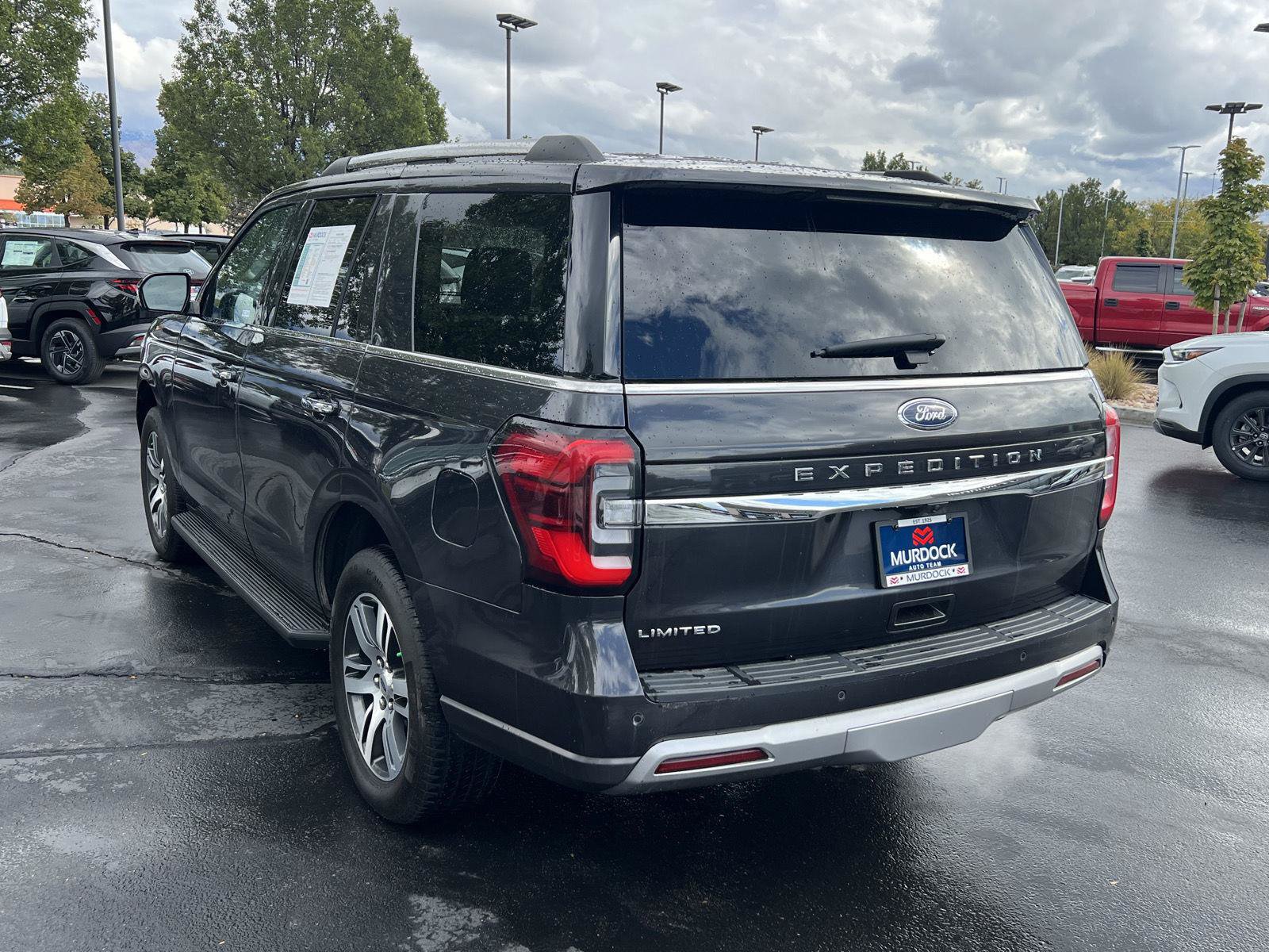 Used 2024 Ford Expedition Limited AWD/4WD image 21