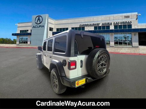 Used 2024 Jeep Wrangler Unlimited Sport AWD/4WD image 3