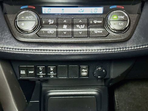 Used 2018 Toyota RAV4 XLE image 13