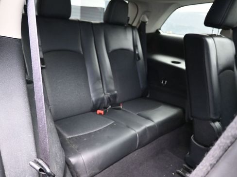 Used 2017 Dodge Journey Crossroad AWD/4WD image 21