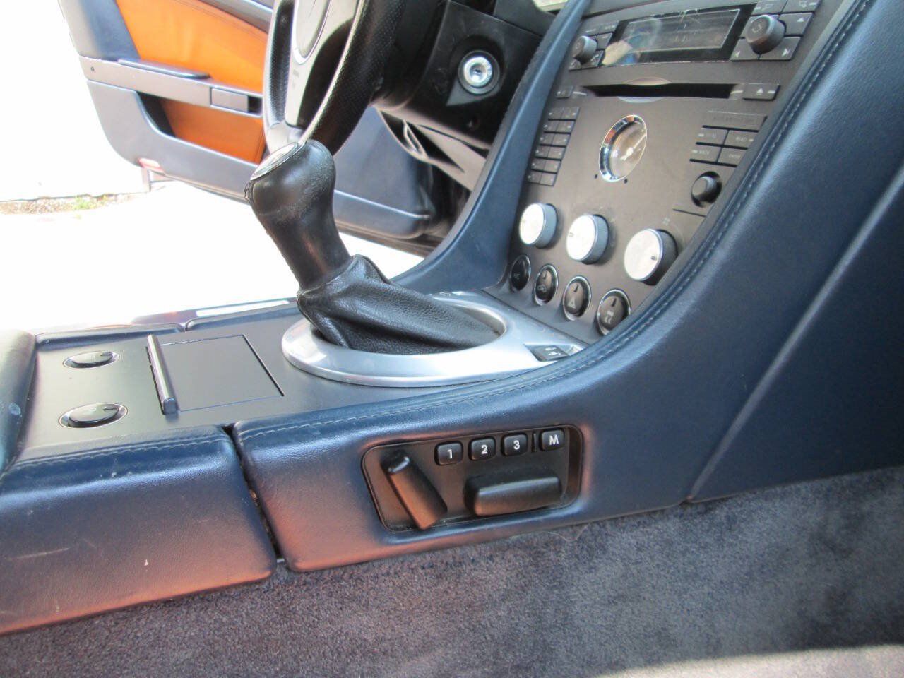 Used 2007 Aston Martin V8 Vantage Coupe RWD image 25